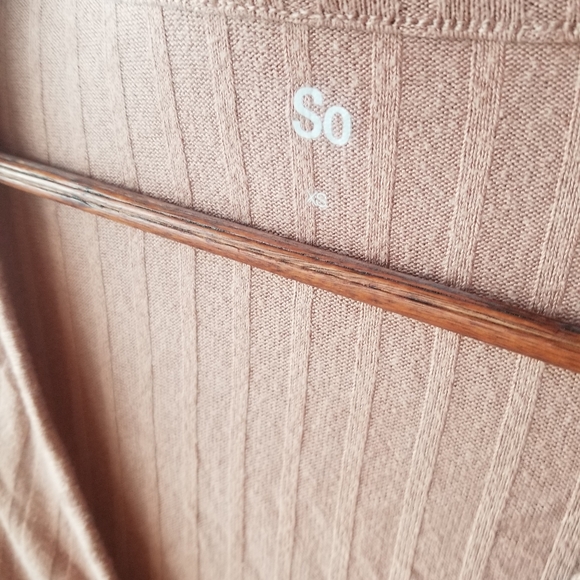 SO Cropped Asymmetrical Top - Picture 3 of 3